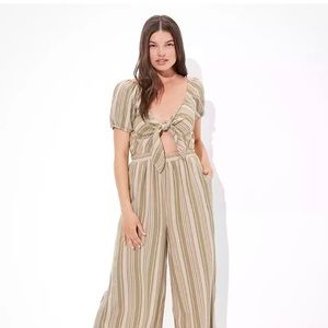 American Eagle Tie-front Jumper